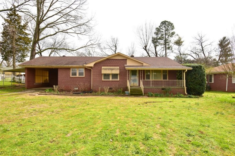 1001 Shockley Ferry Road