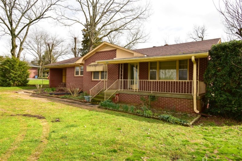 Property image 4 at 1001 Shockley Ferry Road, Anderson, SC 29626