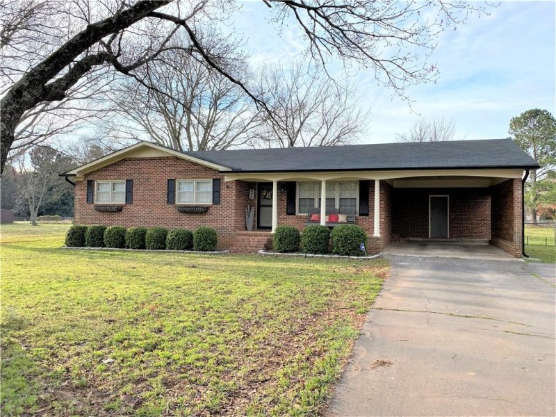 418 Bishop Branch Road