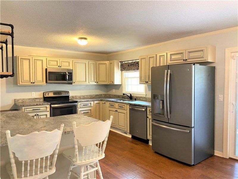 Property image 5 at 418 Bishop Branch Road, Pendleton, SC 29670