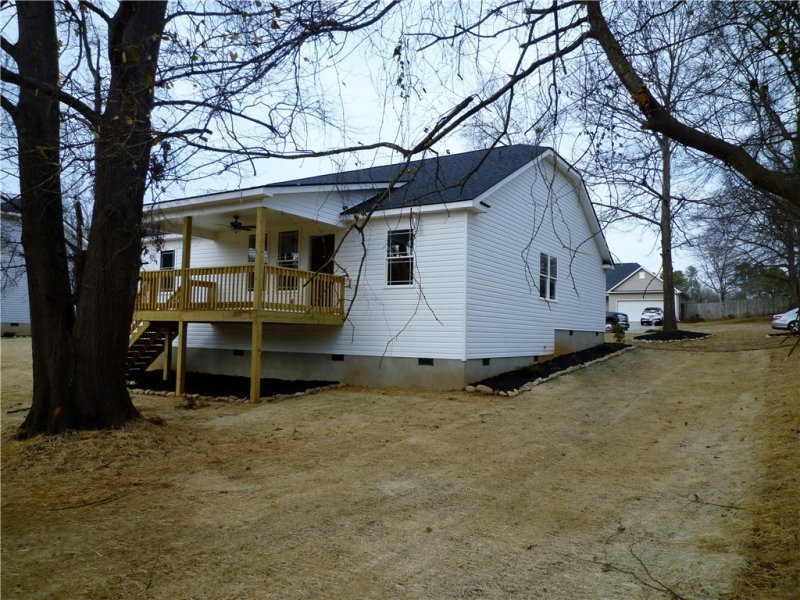 Property image 4 at 179 Amberwood Drive, Anderson, SC 29621