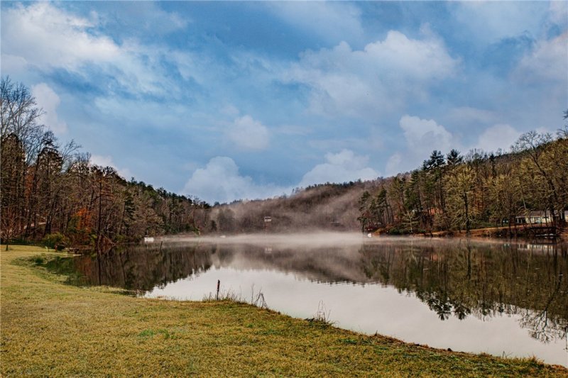 Property image 2 at 279 Lake Cheohee Road, Tamassee, SC 29686