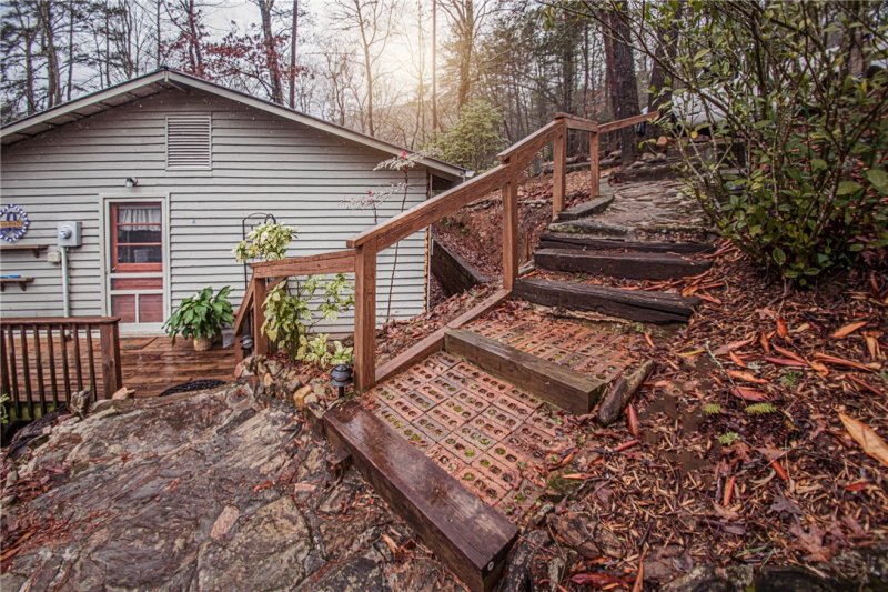 Property image 4 at 279 Lake Cheohee Road, Tamassee, SC 29686