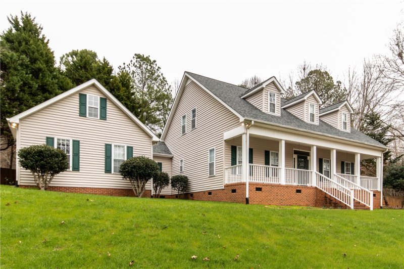 Property image 2 at 307 Brookstone Way, Central, SC 29630