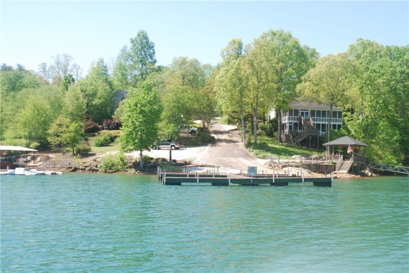 0 Lot 7 The Moorings