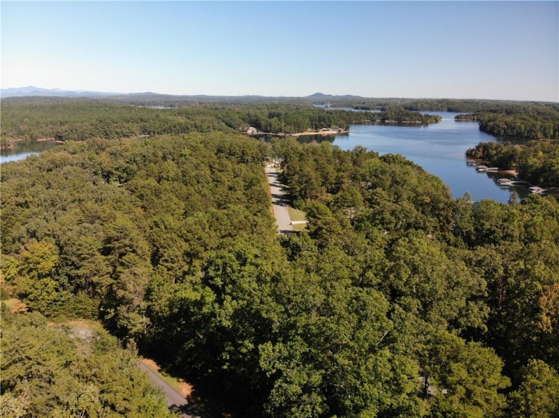 Property image 3 at 0 Lot 7 The Moorings, Seneca, SC 29672