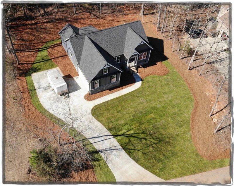 Property image 3 at 224 Devonhurst Drive, Seneca, SC 29678