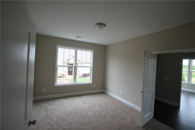 Property image 4 at 222 Meridian Way, Seneca, SC 29672