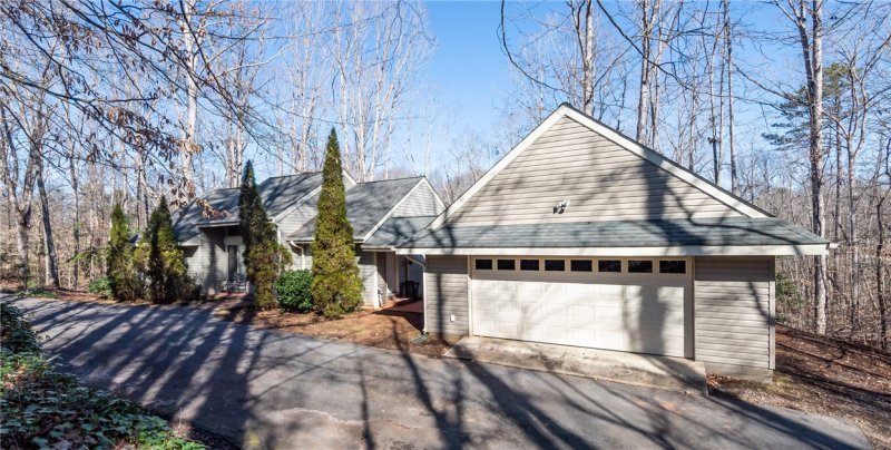 Property image 5 at 3005 Bayshore Drive, Seneca, SC 29672