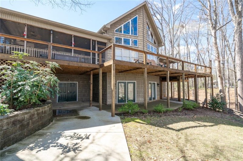 Property image 2 at 120 Creek Road, Fair Play, SC 29643