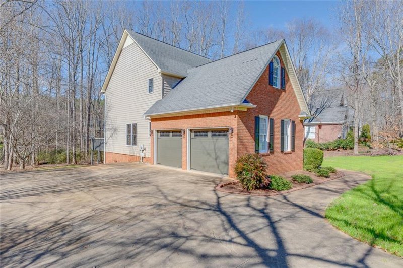 Property image 5 at 111 Clearstone Court, Easley, SC 29642