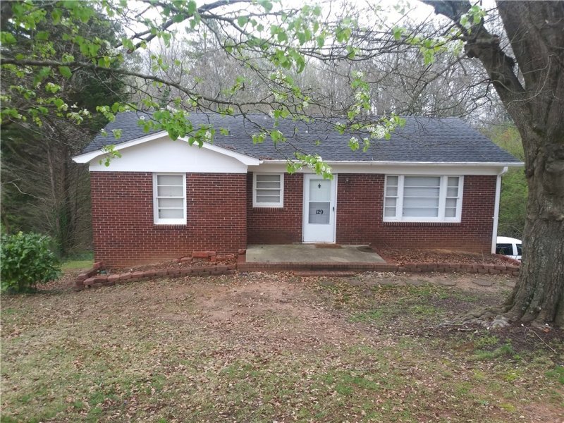 129 Tanglewood Drive