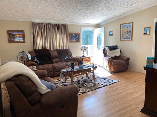 Property image 2 at 214 Savannah Drive, Seneca, SC 29678