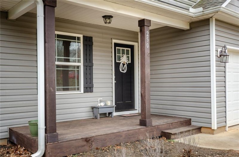 Property image 5 at 250 Hallmark Circle, Easley, SC 29640