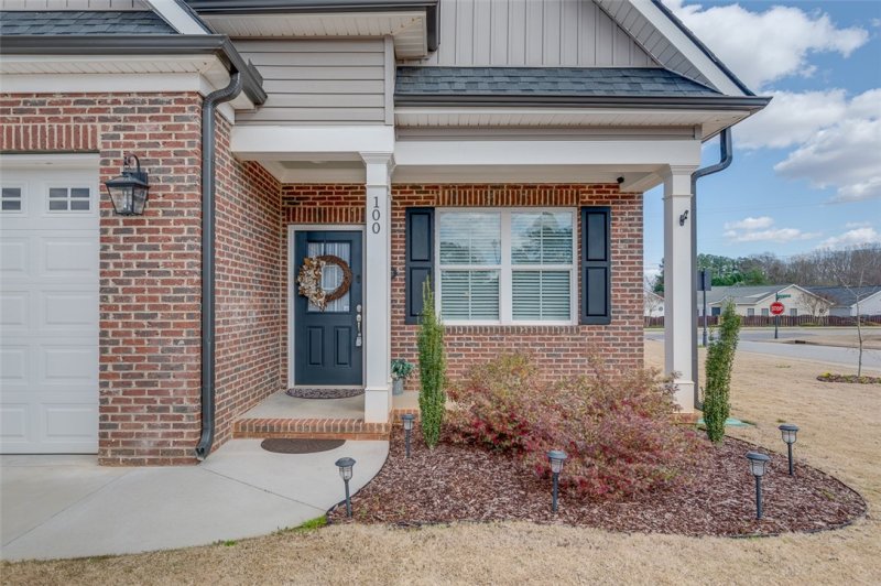 Property image 3 at 100 Tupelo Lane, Easley, SC 29642