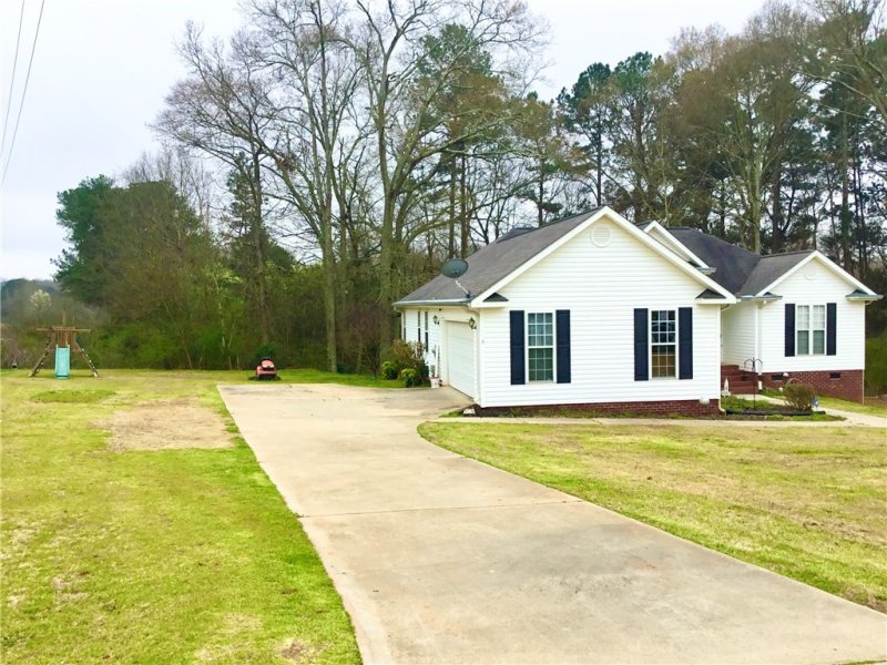 Property image 4 at 121 Jester Court, Williamston, SC 29697