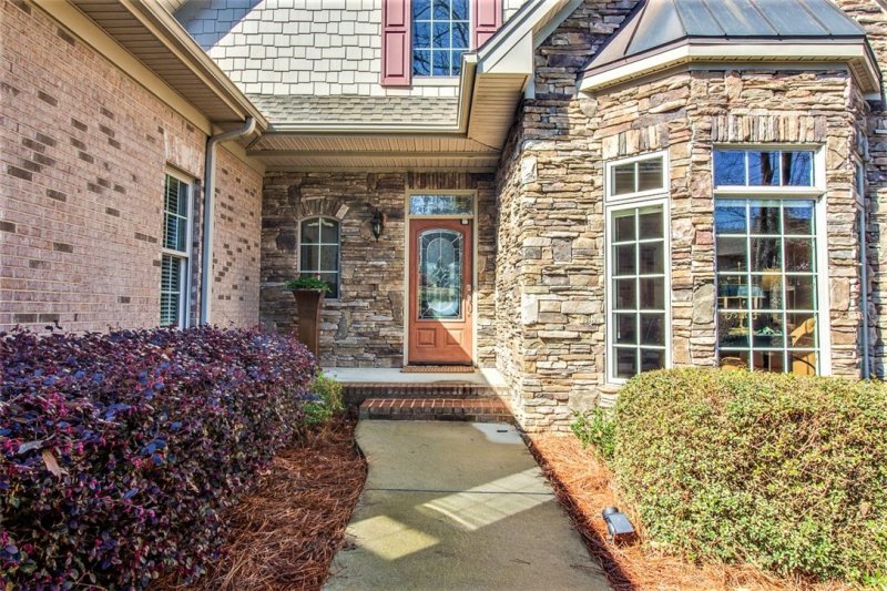 Property image 5 at 502 Walnut Cove, Seneca, SC 29672