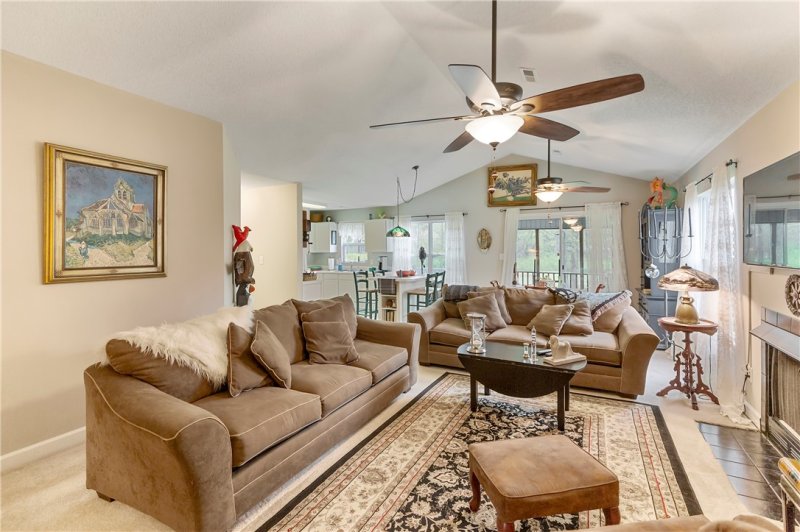 Property image 3 at 1119 Cobbs Glen Drive, Anderson, SC 29621