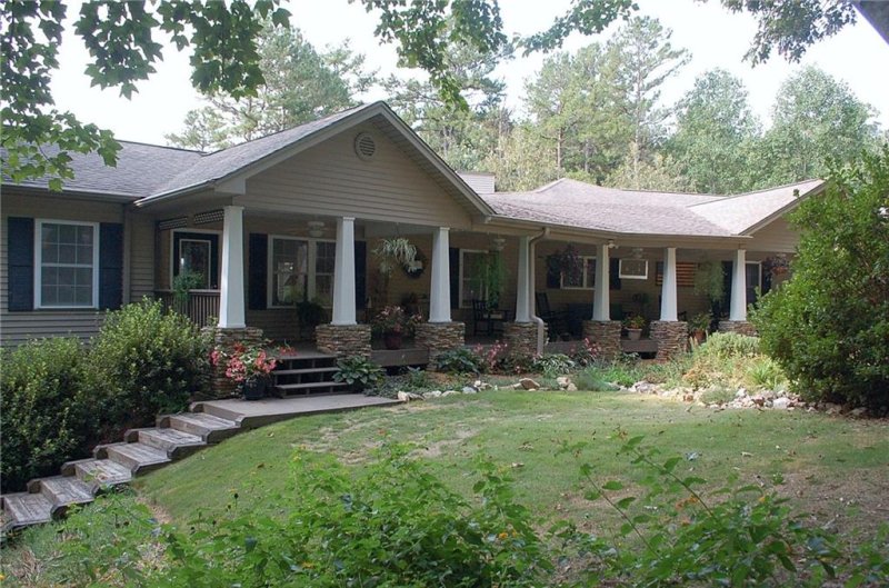 Property image 2 at 127 Ashton Lane, Anderson, SC 29621