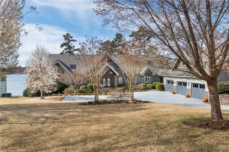 Property image 3 at 403 Bay Hill Drive, West Union, SC 29696