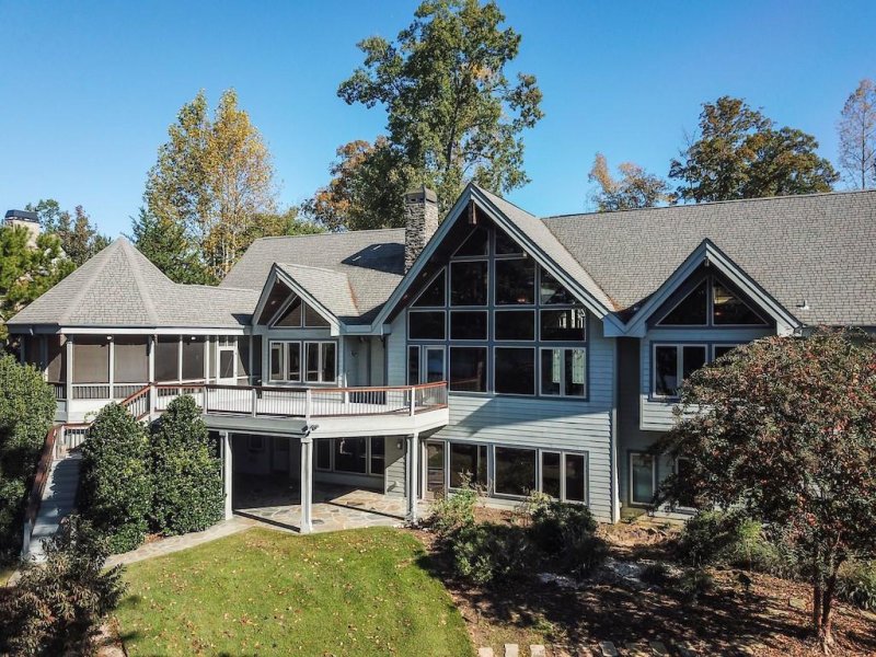 Property image 4 at 403 Bay Hill Drive, West Union, SC 29696