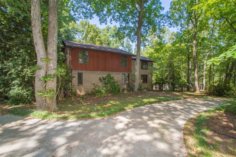 Property image 2 at 3009 Barefoot Trail, Anderson, SC 29621