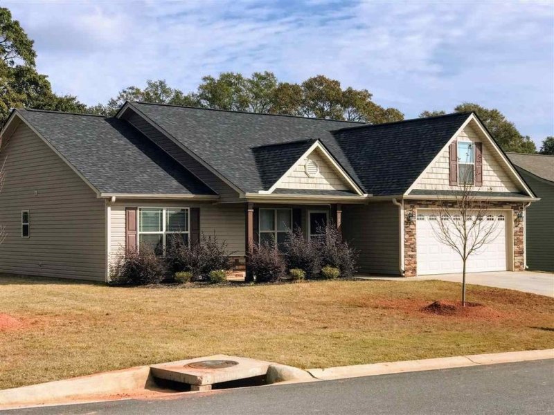 Property image 2 at 101 Canary Drive, Anderson, SC 29626