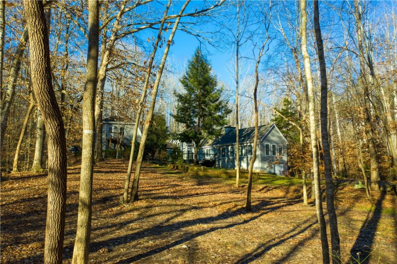 Property image 4 at 111 Delphi Drive, Seneca, SC 29672