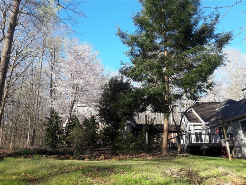 Property image 5 at 111 Delphi Drive, Seneca, SC 29672