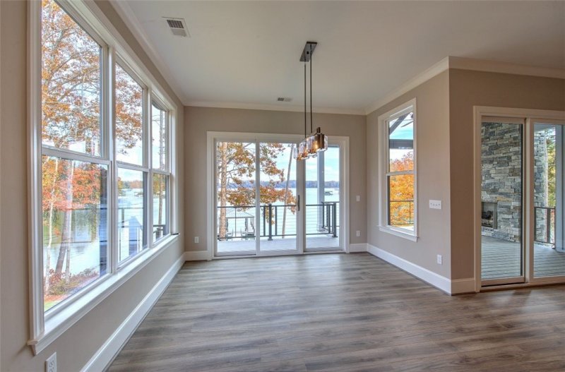 Property image 2 at 413 Lakestone Court, Seneca, SC 29672