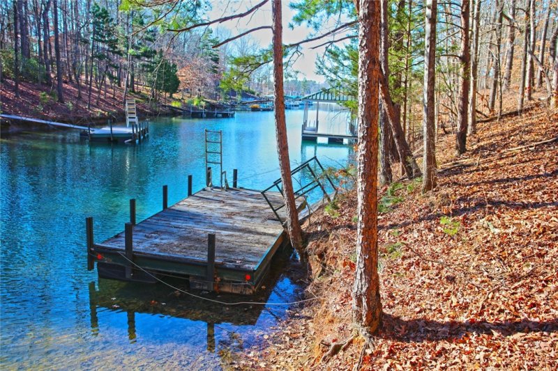 Property image 3 at Lot 61 Pointe Harbor, Seneca, SC 29672