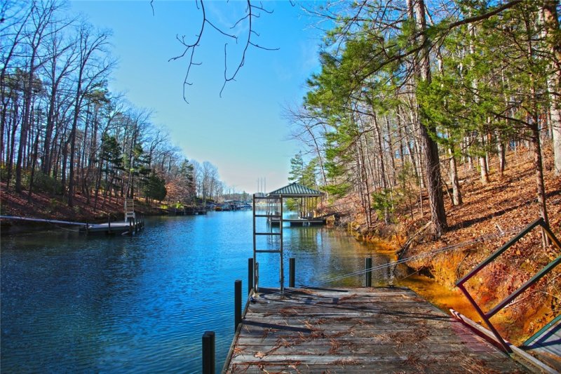 Property image 4 at Lot 61 Pointe Harbor, Seneca, SC 29672