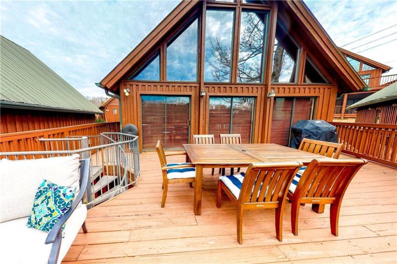 Property image 3 at 160 Harbour Point, Six Mile, SC 29682