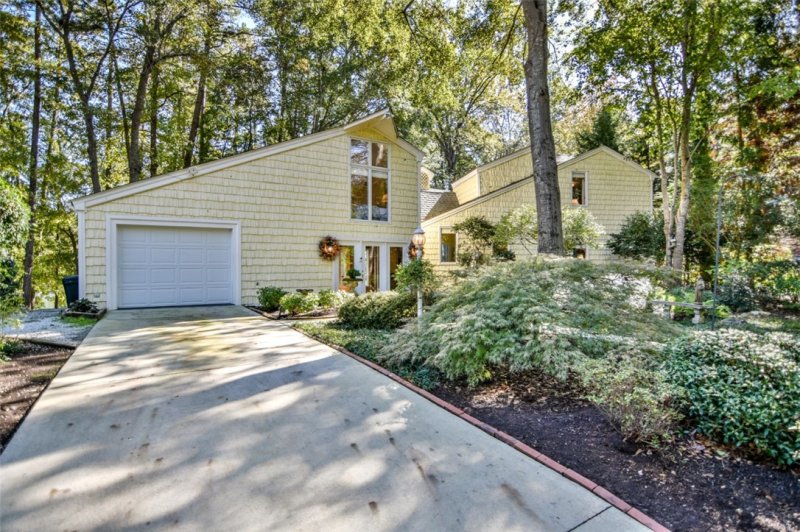 Property image 2 at 503 Carnes Point Road, Fair Play, SC 29643