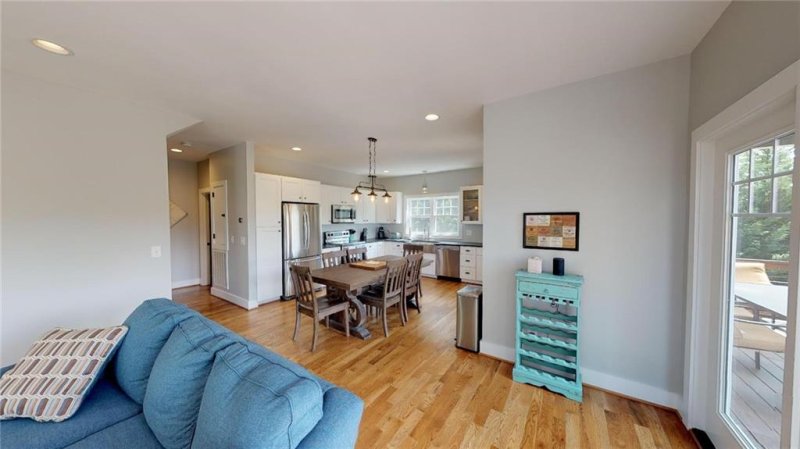 Property image 4 at 717 Twilight Court, Seneca, SC 29672