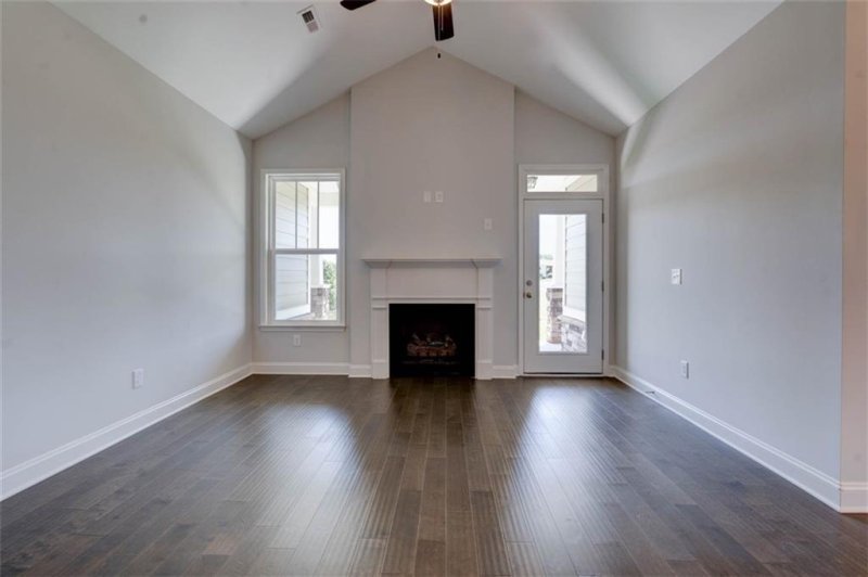 Property image 4 at 232 Meridian Way, Seneca, SC 29672