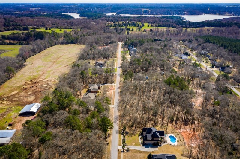 Property image 2 at 114 Creekwalk Drive, Anderson, SC 29625