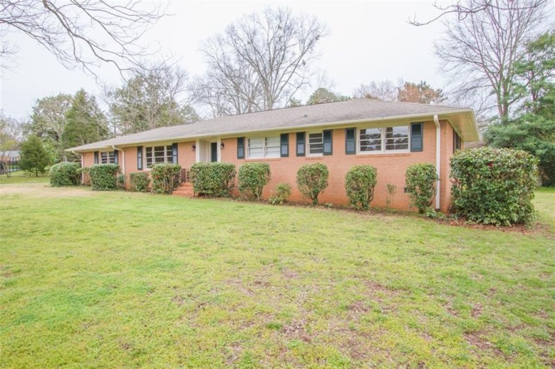 Property image 2 at 500 Allenby Road, Anderson, SC 29621