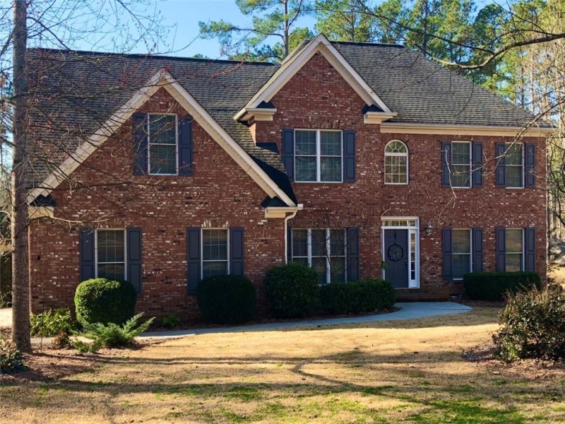 1252 Stillwater Drive