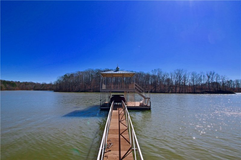 Property image 2 at 425 Cleveland Ferry Road, Fair Play, SC 29643