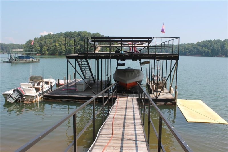 Property image 2 at 305 Robinhood Road, Townville, SC 29689