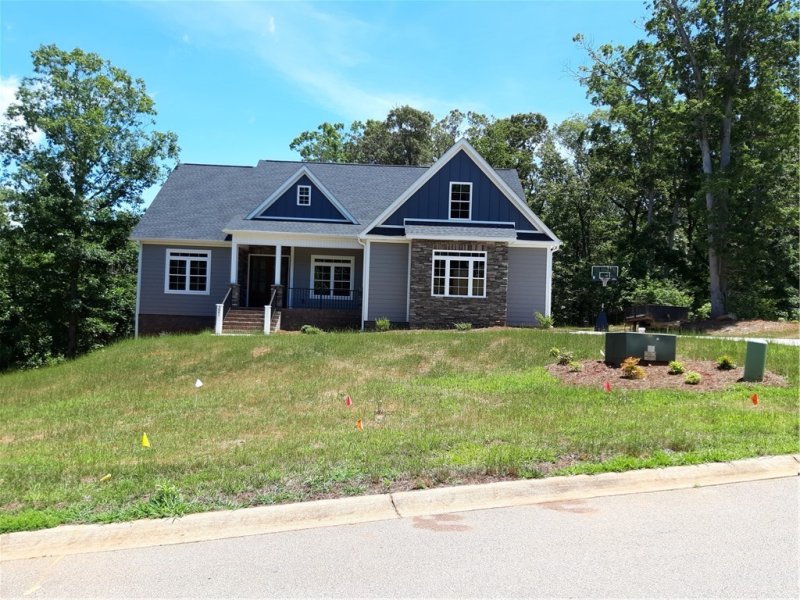 321 Edens Ridge Drive