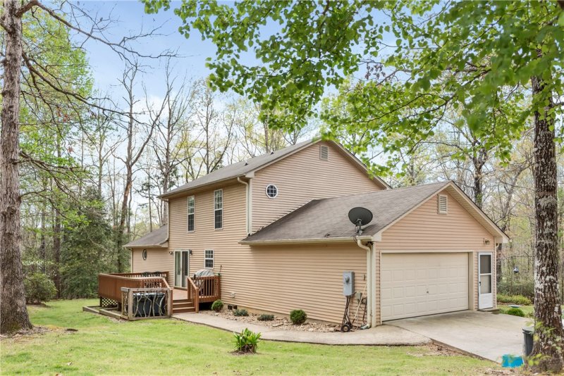 Property image 4 at 512 Red Fox Lane, Tamassee, SC 29686