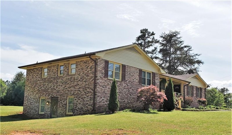 Property image 4 at 1320 Vandale Place, Anderson, SC 29626