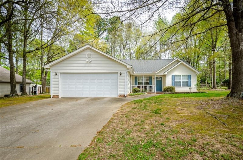 Property image 3 at 1208 Ravenswood Drive, Anderson, SC 29625