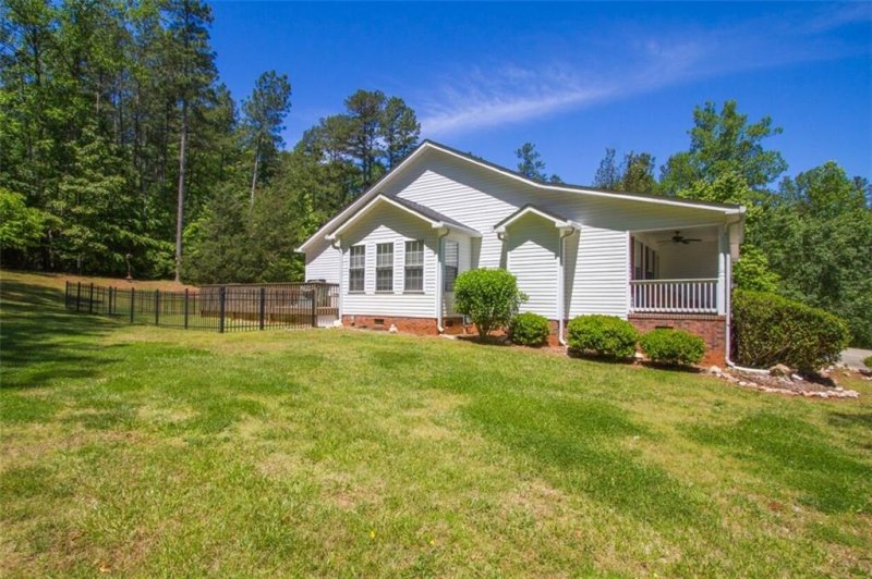 Property image 4 at 205 Starlight Lane, Fair Play, SC 29643