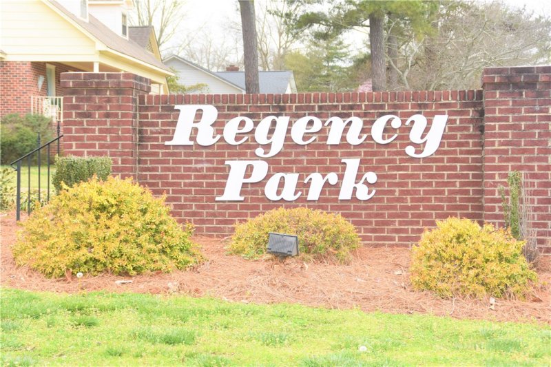 Property image 2 at 303 Regency Circle, Anderson, SC 29625