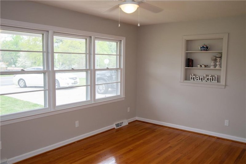 Property image 5 at 404 Freedom Drive, Walhalla, SC 29691