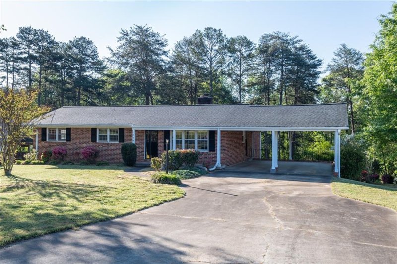 Property image 4 at 308 Lavonne Avenue, Easley, SC 29642