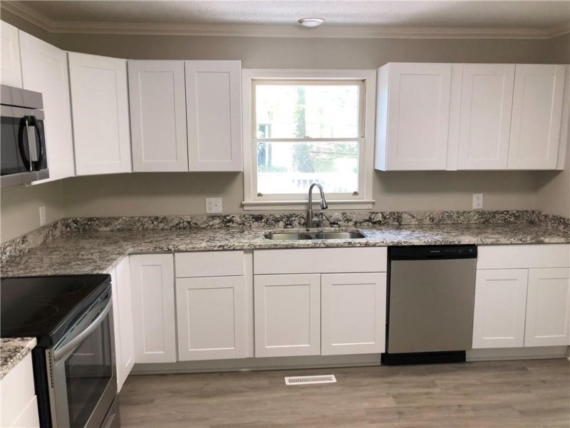 Property image 4 at 514 Fernwood Drive, Seneca, SC 29678